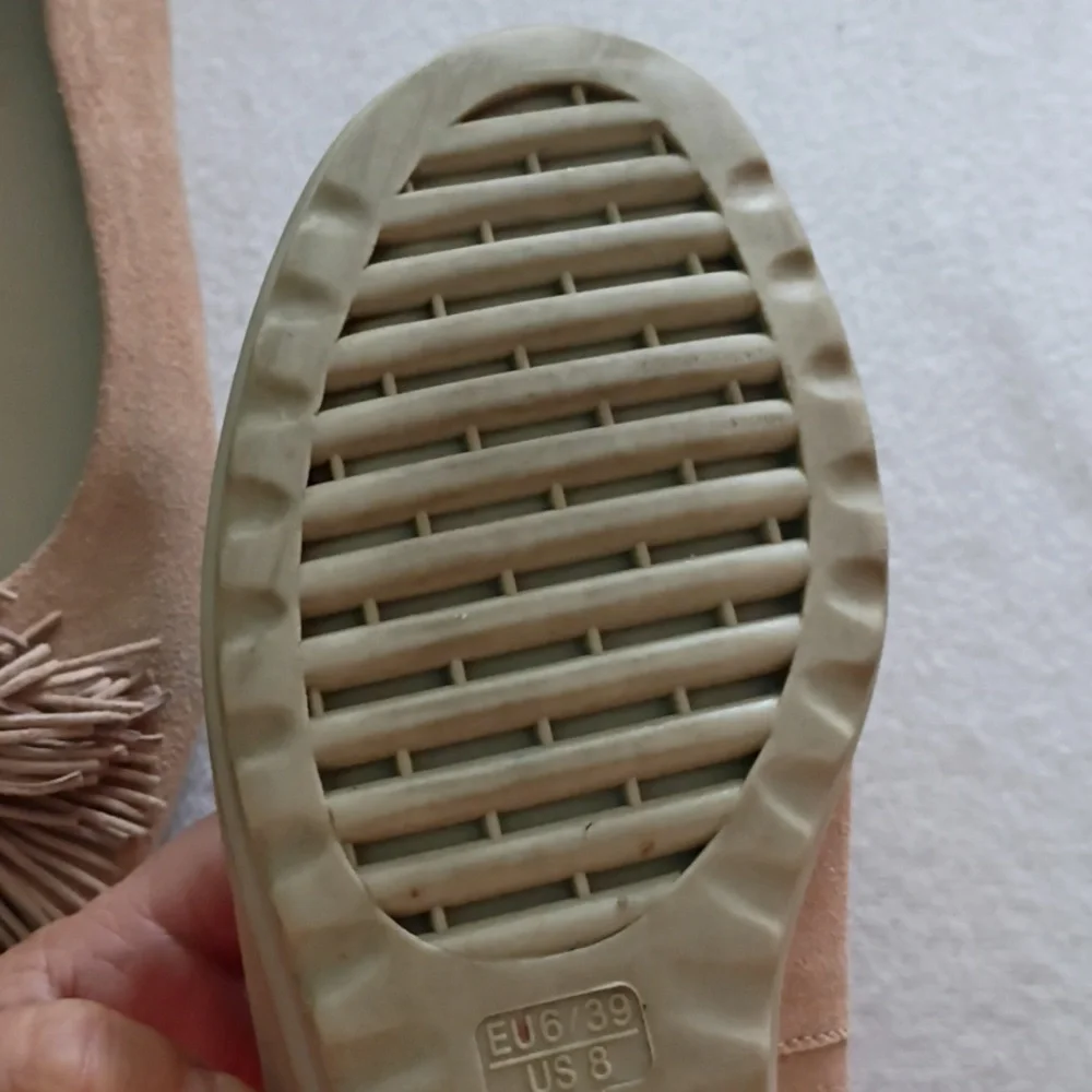 THE FLEXX Blush Pink Tassel Ballet Flats - Picture 10 of 11